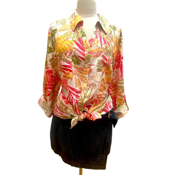 Emily Daniels Women's🌸 Floral Button Down Shirt - Yellow and Pink - Picture 3 of 7